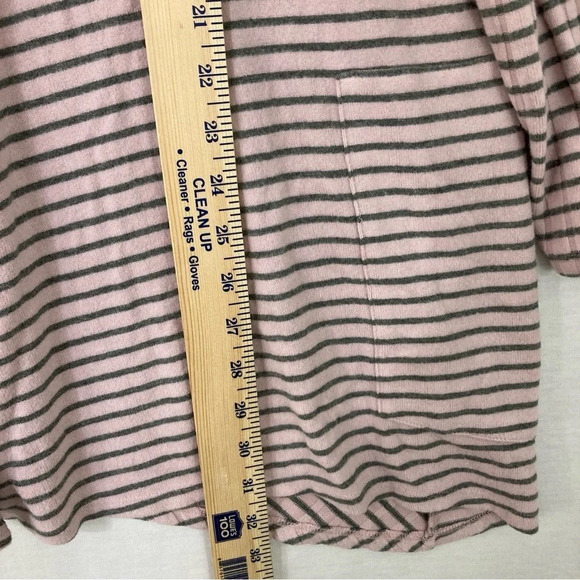 New Chico's Light Pink Striped Knit Open Front Cardigan size Large/2 - Picture 7 of 10